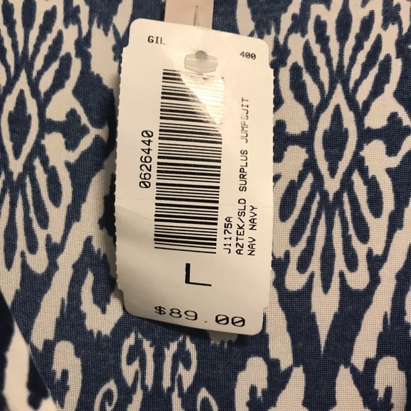NWT jumpsuit - Picture 3 of 6